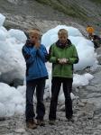 Joran en Edgar onderaan de gletcher