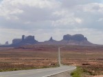 0593 Monument Valley in zicht